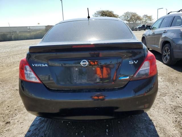 2013 Nissan Versa S