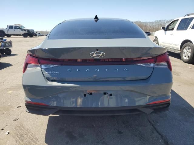 2022 Hyundai Elantra SEL