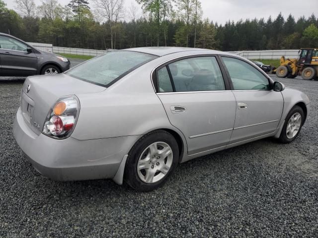 2003 Nissan Altima Base