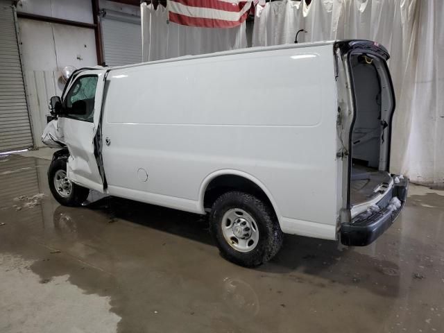 2020 Chevrolet Express G2500