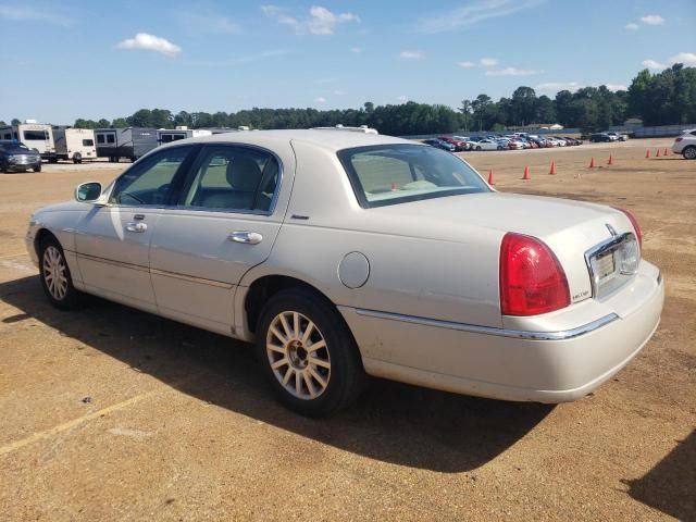 2007 Lincoln Town Car Signature