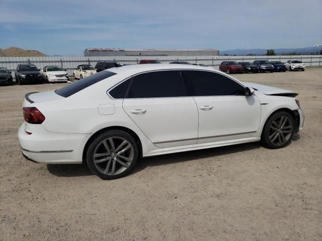 2017 Volkswagen Passat R-Line