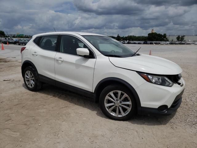 2017 Nissan Rogue Sport S