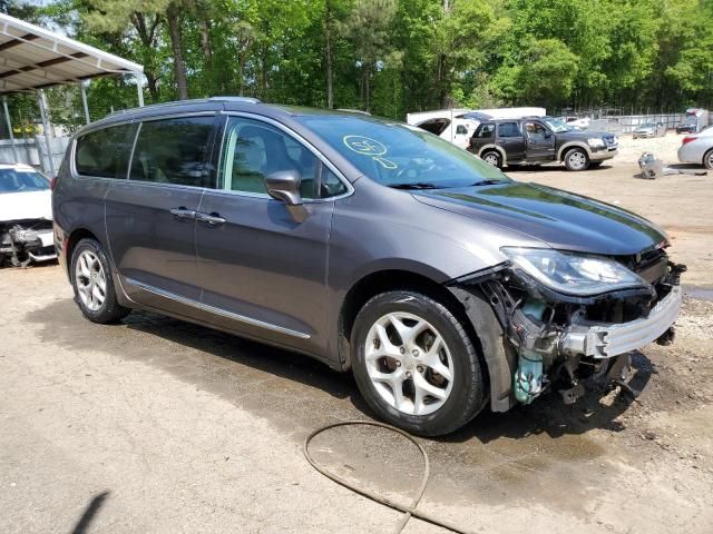 2017 Chrysler Pacifica Touring L Plus