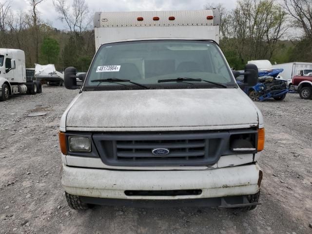 2006 Ford Econoline E350 Super Duty Cutaway Van