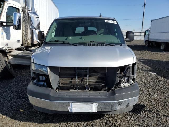 2017 Chevrolet Express G3500 LT