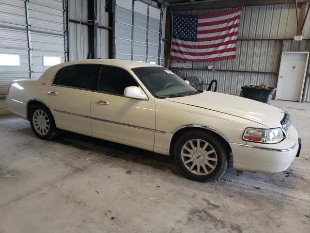 2007 Lincoln Town Car Signature