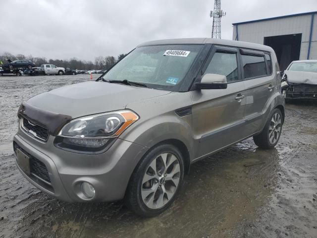 2013 KIA Soul +