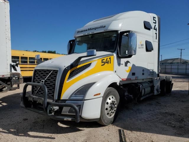 2022 Volvo VN VNL