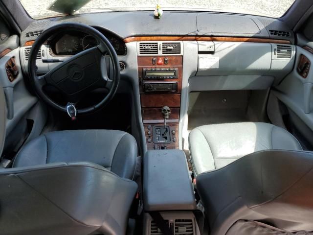 1998 Mercedes-Benz E 320