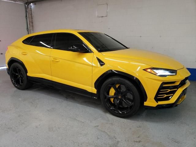 2020 Lamborghini Urus