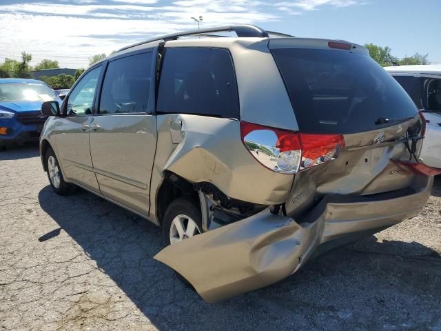 2010 Toyota Sienna CE