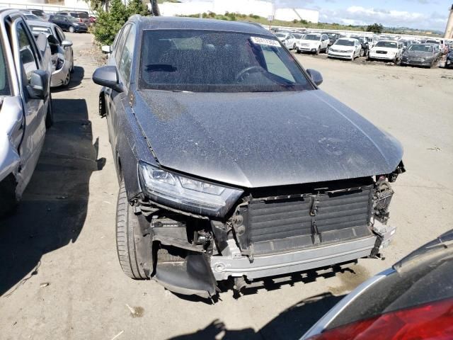 2018 Audi Q7 Premium Plus