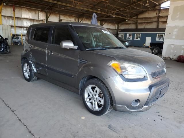 2011 KIA Soul +