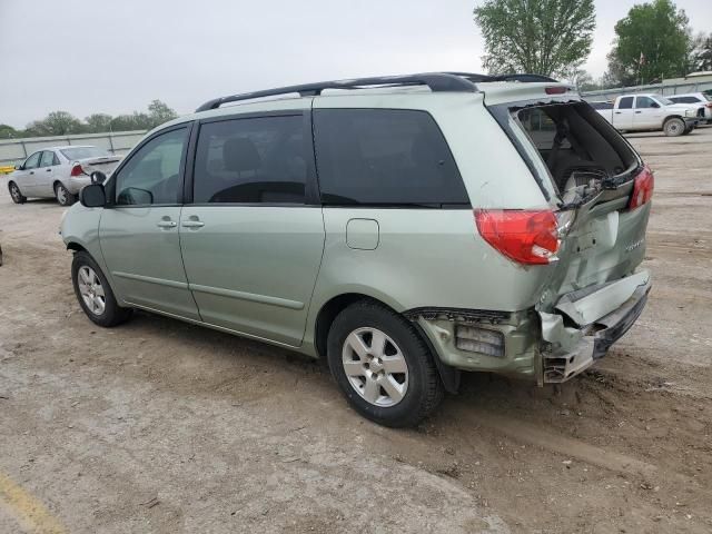 2010 Toyota Sienna CE