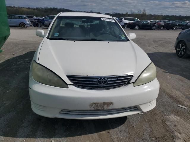 2005 Toyota Camry LE