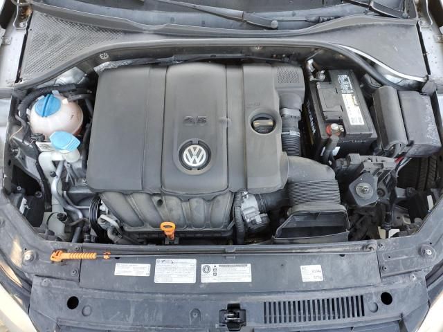 2013 Volkswagen Passat S