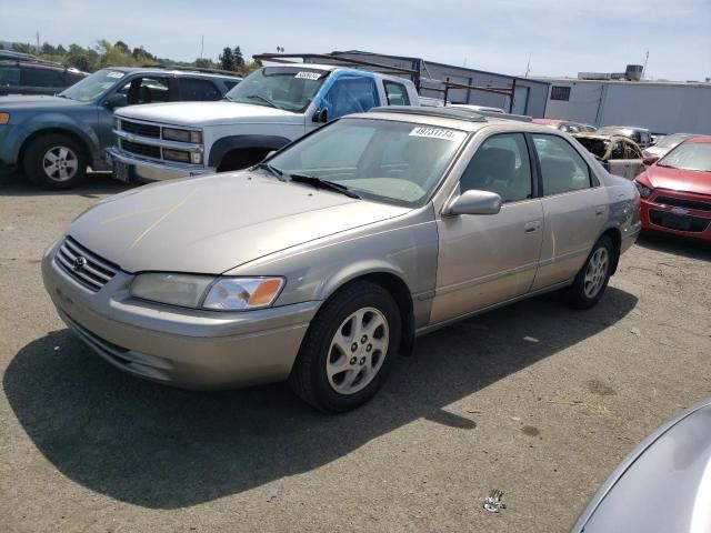 1998 Toyota Camry LE