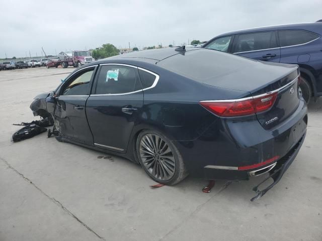 2018 KIA Cadenza Luxury