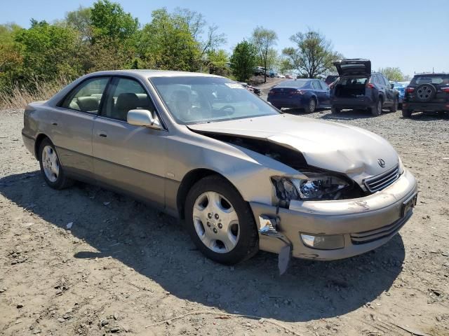 2000 Lexus ES 300