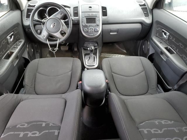 2013 KIA Soul +