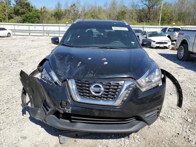 2019 Nissan Kicks S