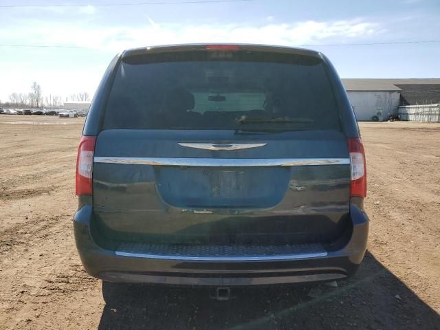 2014 Chrysler Town & Country Touring