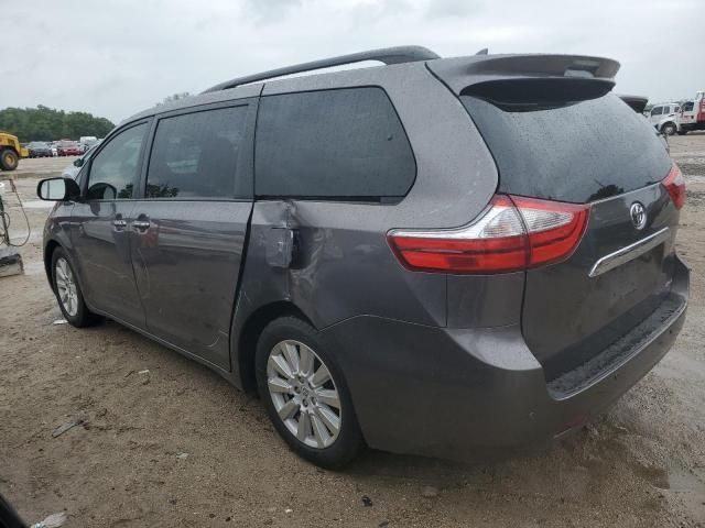 2017 Toyota Sienna XLE