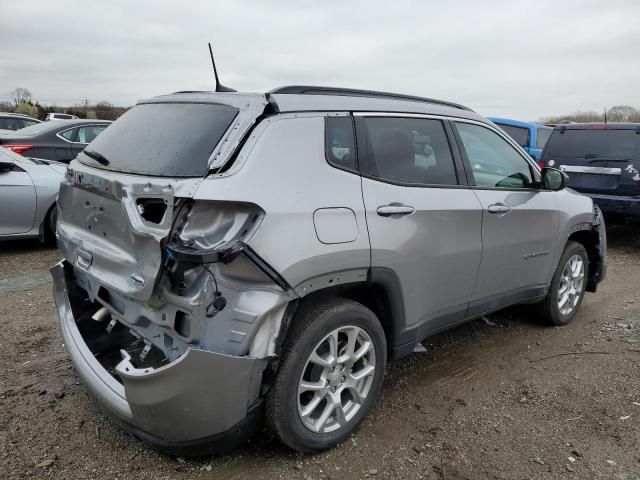 2023 Jeep Compass Latitude LUX