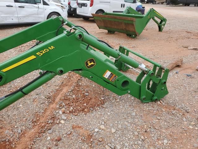 2020 John Deere 520M