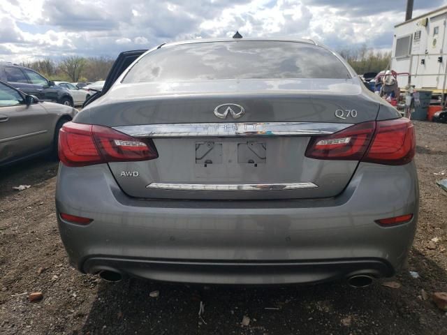 2017 Infiniti Q70 3.7