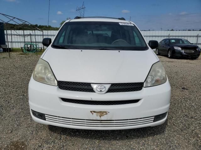 2005 Toyota Sienna CE