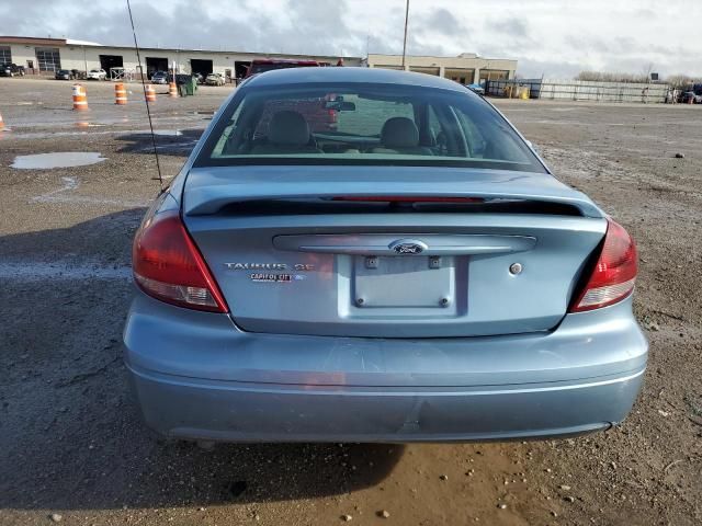 2005 Ford Taurus SE