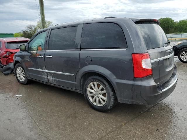 2016 Chrysler Town & Country Limited Platinum