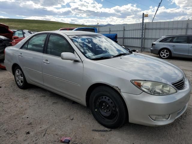 2005 Toyota Camry LE