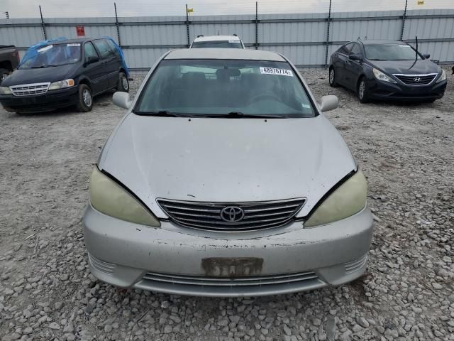 2005 Toyota Camry LE