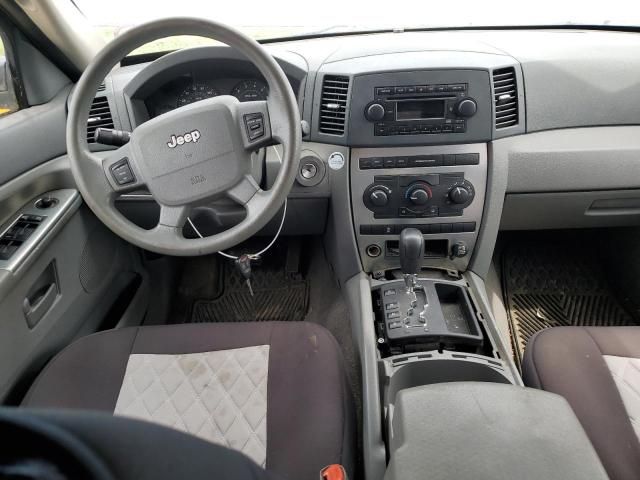 2005 Jeep Grand Cherokee Laredo