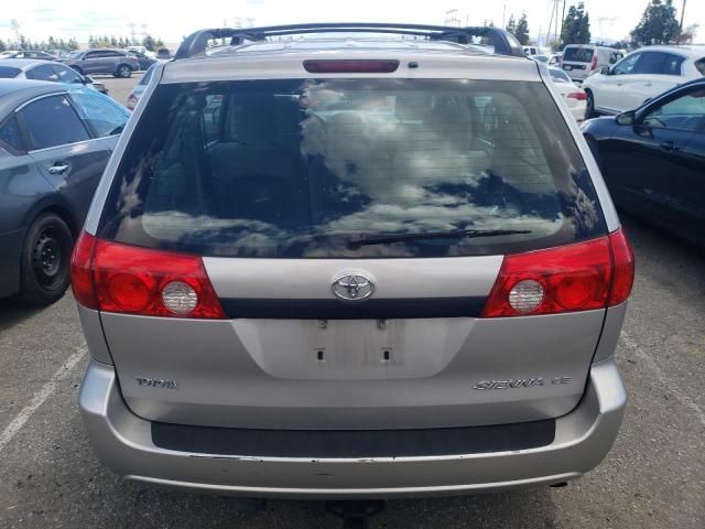 2009 Toyota Sienna CE