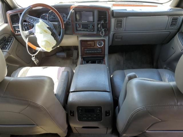 2005 Cadillac Escalade Luxury