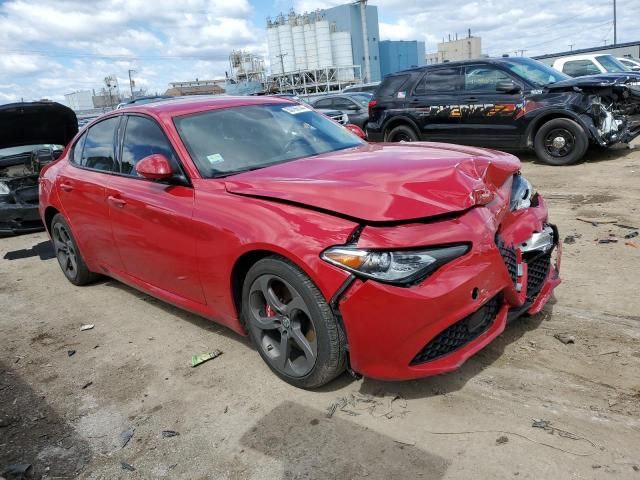 2017 Alfa Romeo Giulia Q4