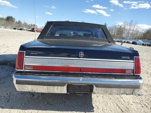 1989 Lincoln Town Car Signature