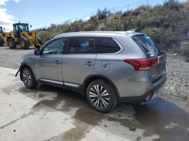 2020 Mitsubishi Outlander SE