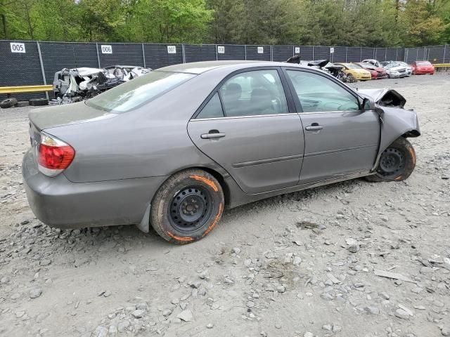 2005 Toyota Camry LE