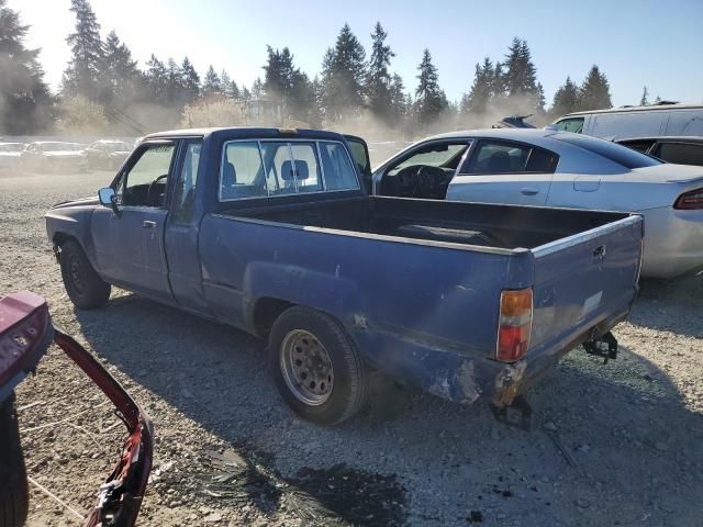 1985 Toyota Pickup Xtracab RN56 SR5