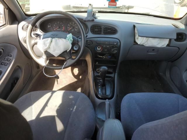 2000 Hyundai Elantra GLS