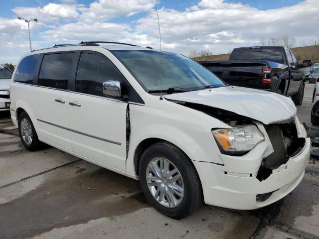 2009 Chrysler Town & Country Limited