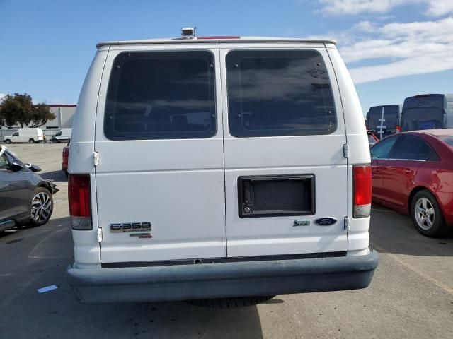 2010 Ford Econoline E350 Super Duty Wagon