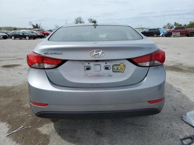 2015 Hyundai Elantra SE