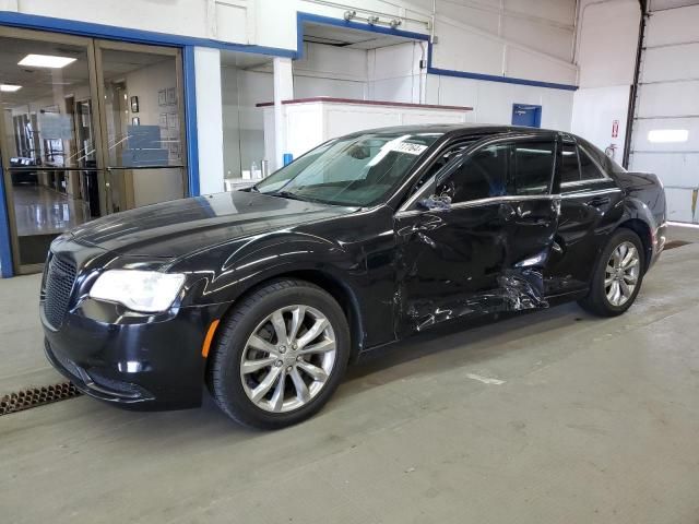 2015 Chrysler 300 Limited