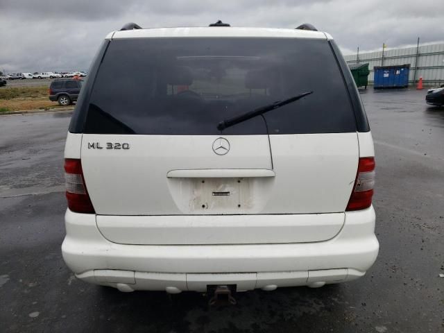 2002 Mercedes-Benz ML 320